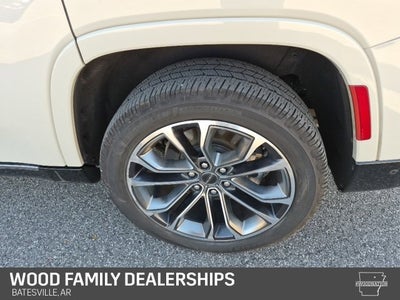 2022 Jeep Grand Wagoneer Series III