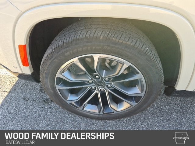 2022 Jeep Grand Wagoneer Series III