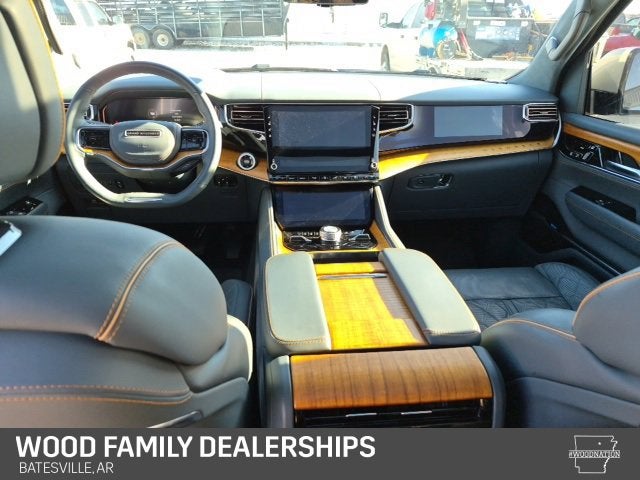 2022 Jeep Grand Wagoneer Series III