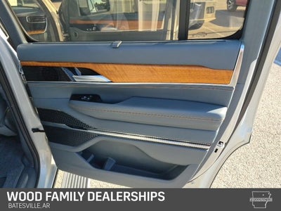 2022 Jeep Grand Wagoneer Series III