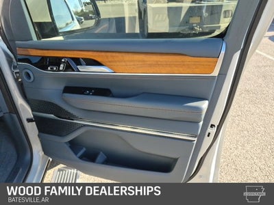 2022 Jeep Grand Wagoneer Series III