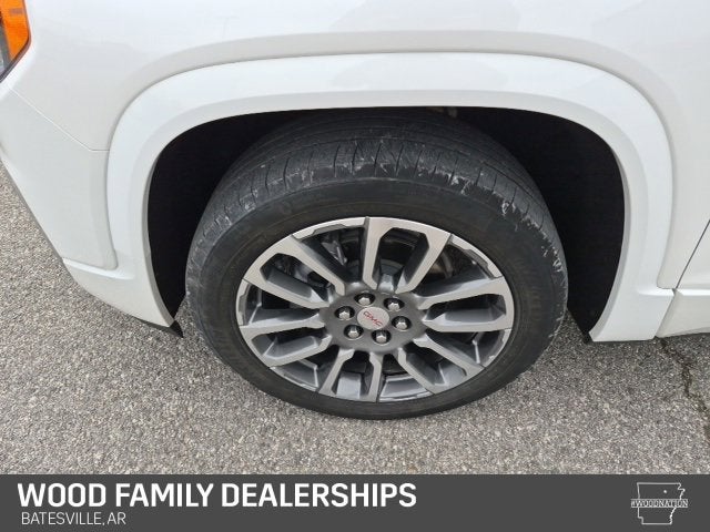 2022 GMC Acadia Denali