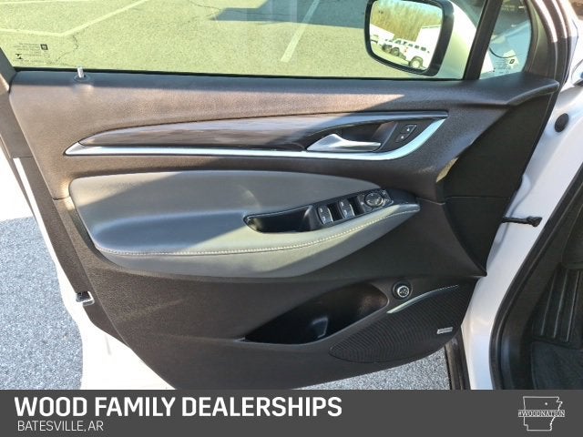 2022 Buick Enclave Essence