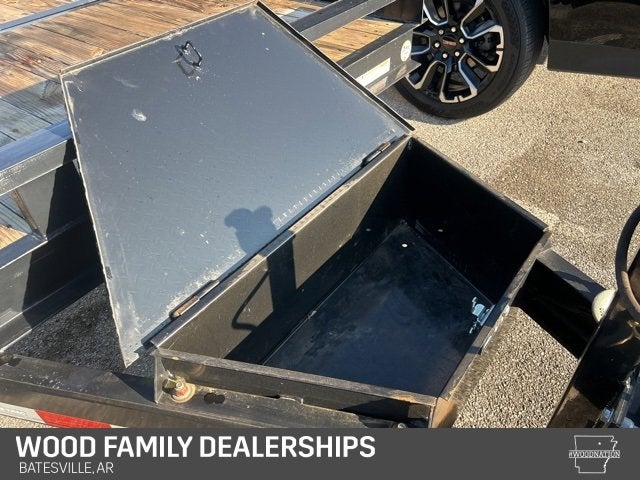 2019 SURETRAC TILT TRAILER Base