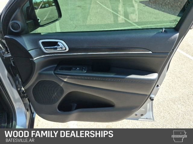 2018 Jeep Grand Cherokee Sterling Edition