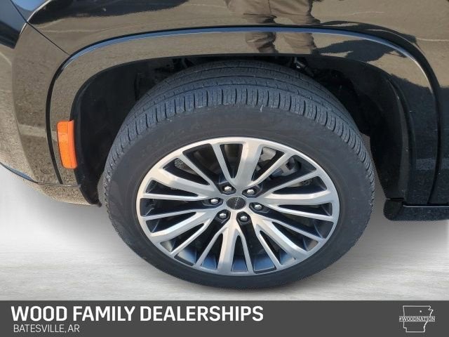 2024 Jeep Grand Wagoneer L Series III