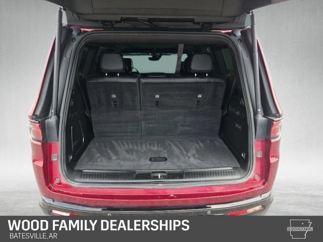 2023 Jeep Wagoneer Series II Carbide