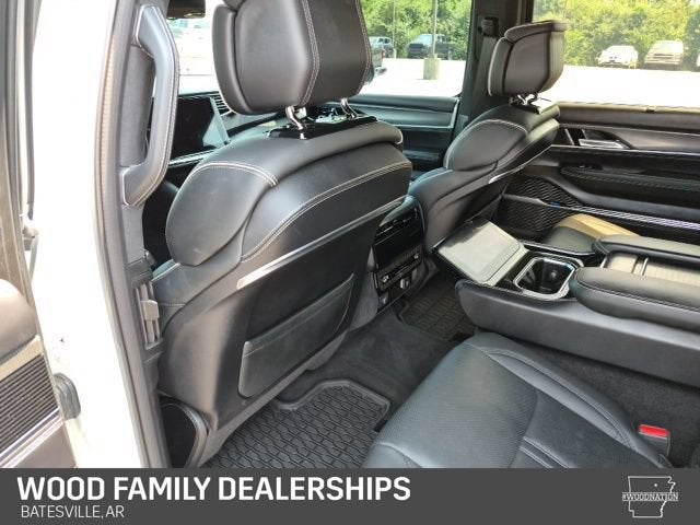 2022 Jeep Grand Wagoneer Series II Obsidian