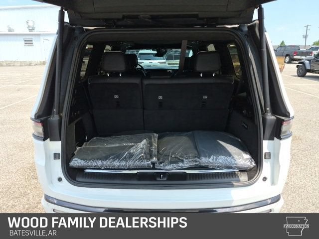 2022 Jeep Grand Wagoneer Series II Obsidian