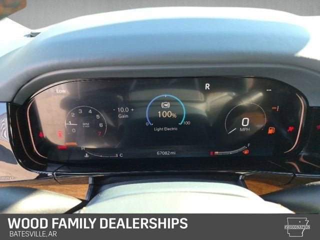 2022 Jeep Grand Wagoneer Series III