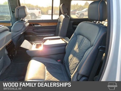 2022 Jeep Grand Wagoneer Series III