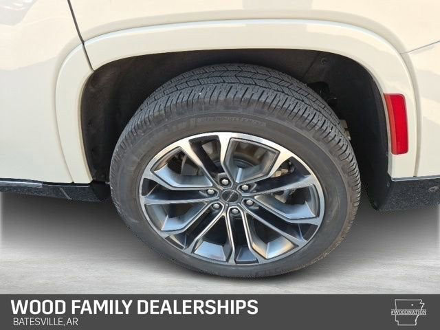 2022 Jeep Grand Wagoneer Series III