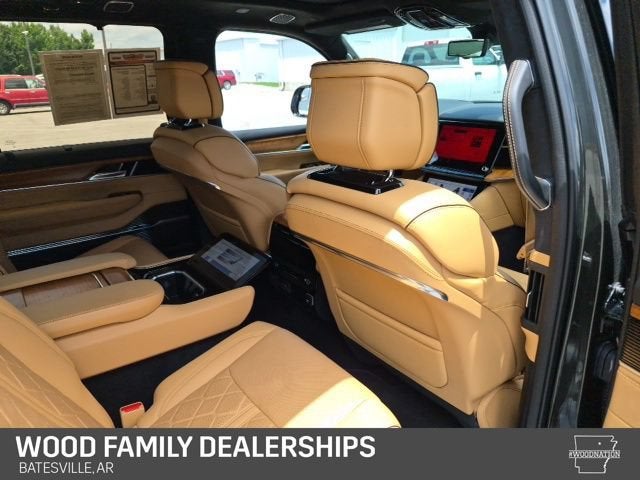 2023 Jeep Grand Wagoneer Series III