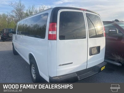 2024 Chevrolet Express Passenger 3500 1LS