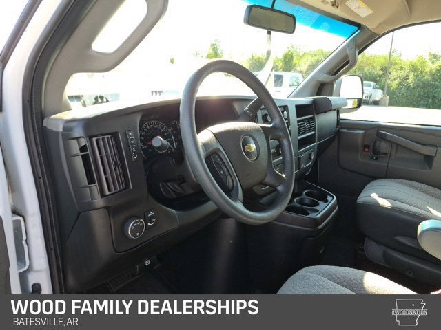2023 Chevrolet Express Passenger 3500 LS