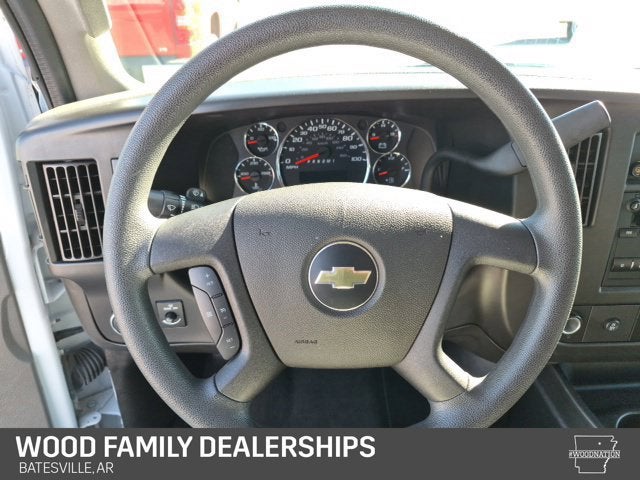 2023 Chevrolet Express Passenger 3500 LS
