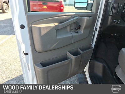 2023 Chevrolet Express Passenger 3500 LS