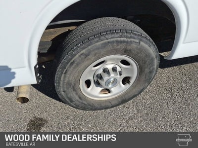 2023 Chevrolet Express Passenger 3500 LS