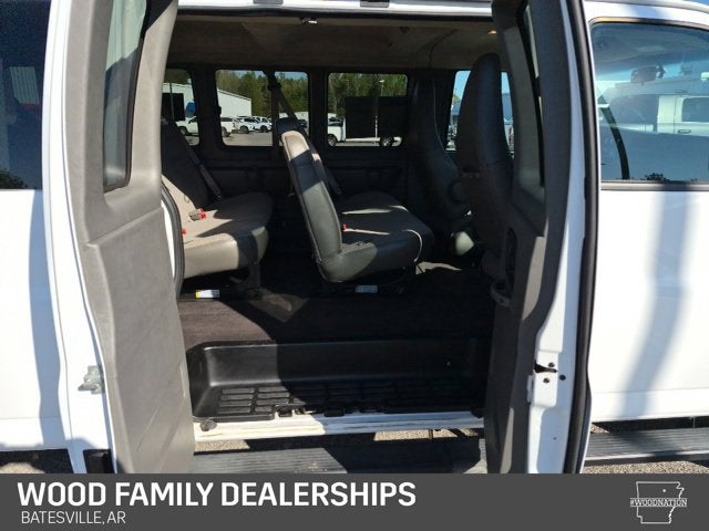 2023 Chevrolet Express Passenger 3500 LS