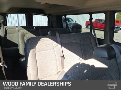 2023 Chevrolet Express Passenger 3500 LS