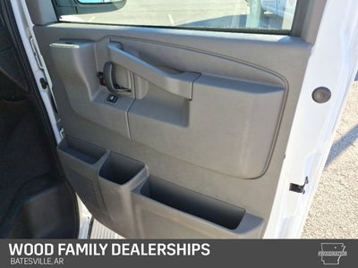 2023 Chevrolet Express Passenger 3500 LS