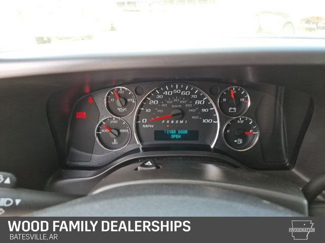 2025 Chevrolet Express Passenger 1LT