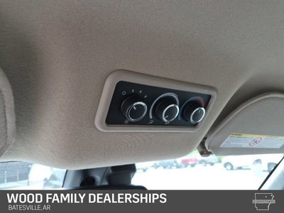 2025 Chevrolet Express Passenger 1LT