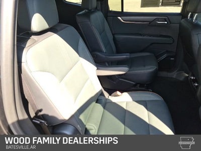 2024 GMC Acadia AT4