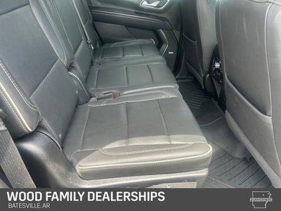 2023 GMC Yukon SLT