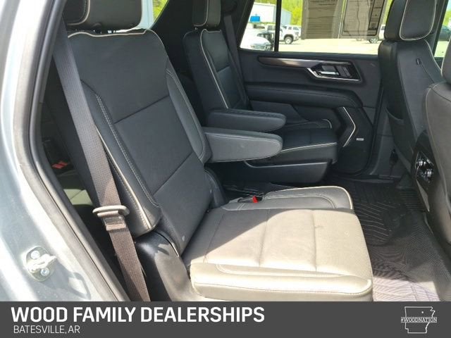 2025 GMC Yukon Elevation
