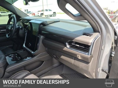 2025 GMC Yukon Elevation