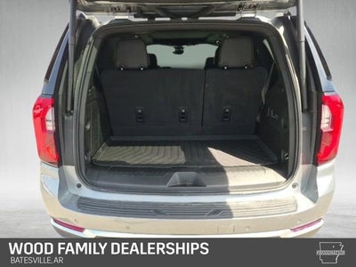 2025 GMC Yukon Elevation