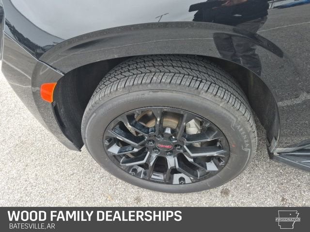 2022 GMC Yukon XL SLE