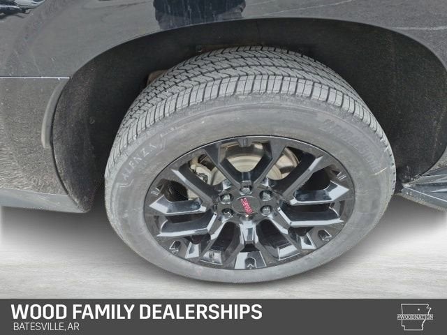 2022 GMC Yukon XL SLE