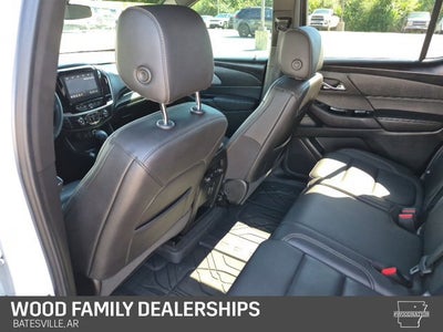 2023 Chevrolet Traverse LT Leather