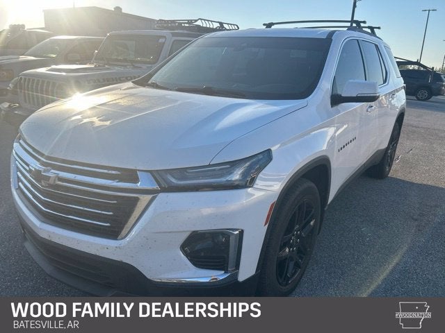 2023 Chevrolet Traverse LT Leather