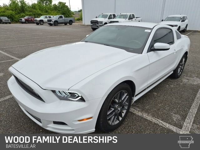 2014 Ford Mustang V6