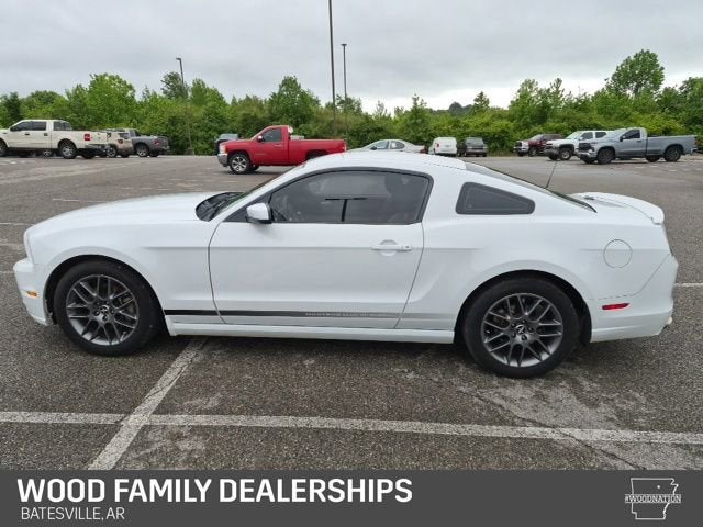 2014 Ford Mustang V6