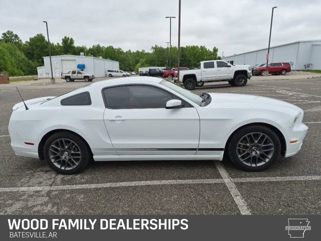 2014 Ford Mustang V6