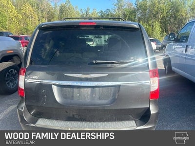 2011 Chrysler Town & Country Touring