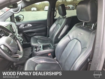 2021 Chrysler Pacifica Hybrid Touring L