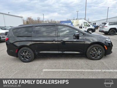 2021 Chrysler Pacifica Hybrid Touring L