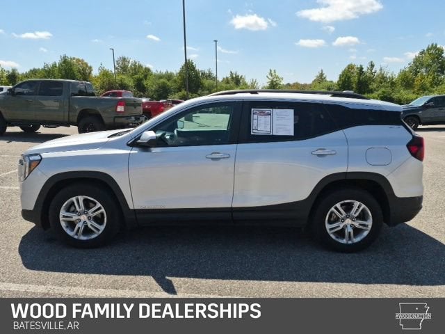 2022 GMC Terrain SLE
