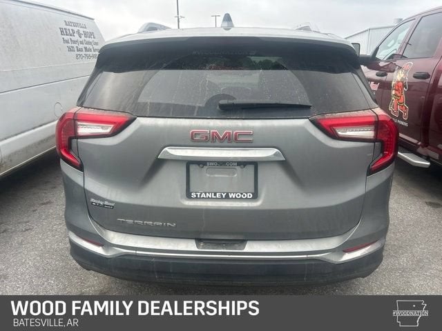 2024 GMC Terrain SLT