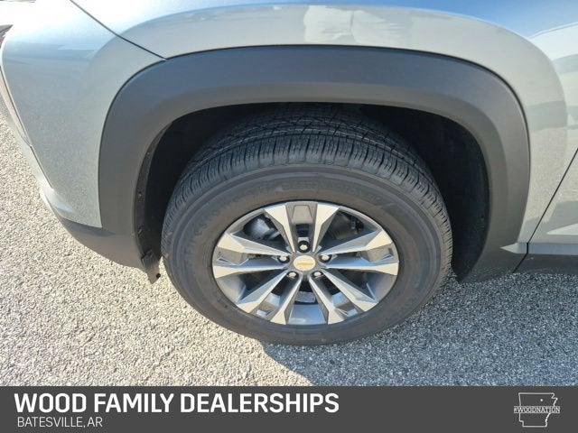 2027 Chevrolet Equinox FWD LT