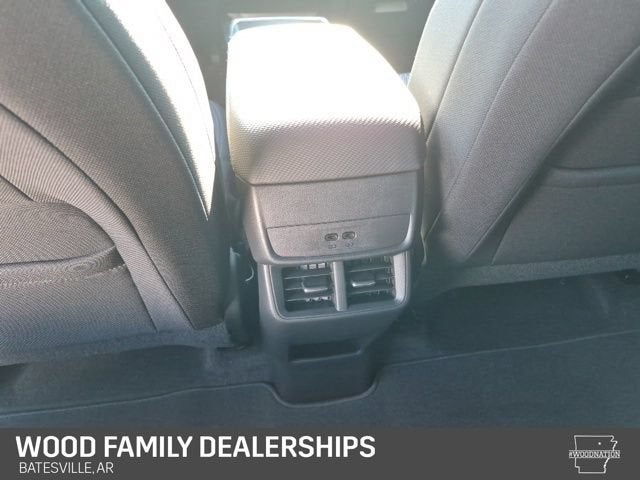 2027 Chevrolet Equinox FWD LT