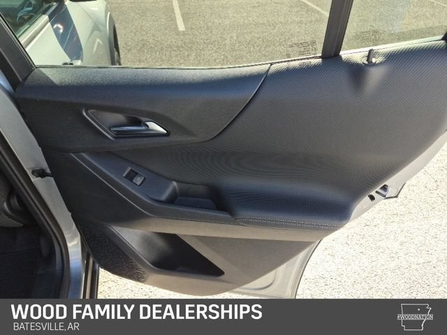2027 Chevrolet Equinox FWD LT