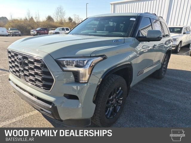 2025 Toyota Sequoia SR5