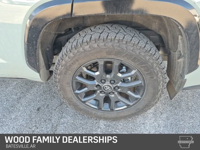 2025 Toyota Sequoia SR5